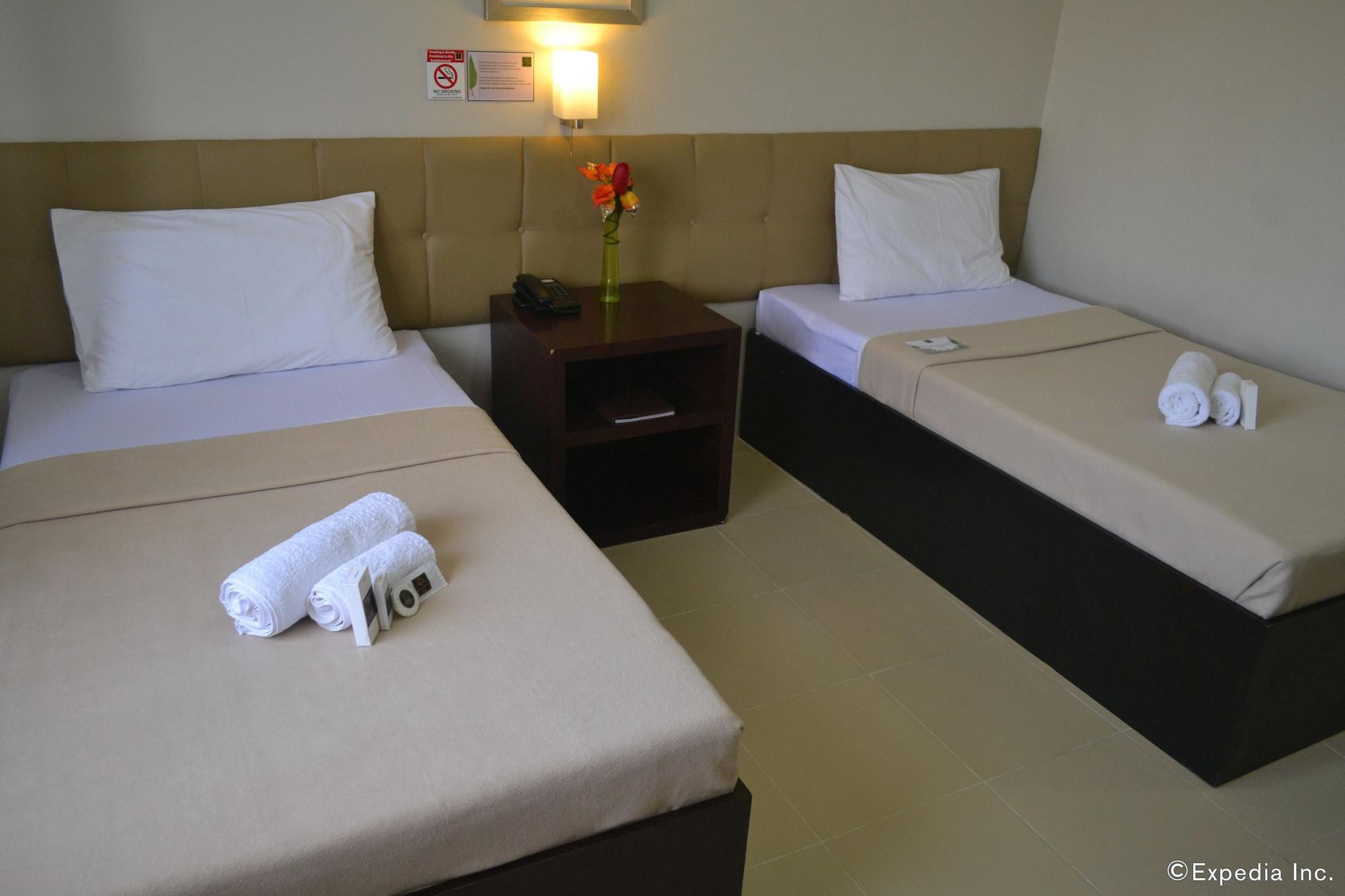 Columbus Plaza Hotel General Santos City Buitenkant foto