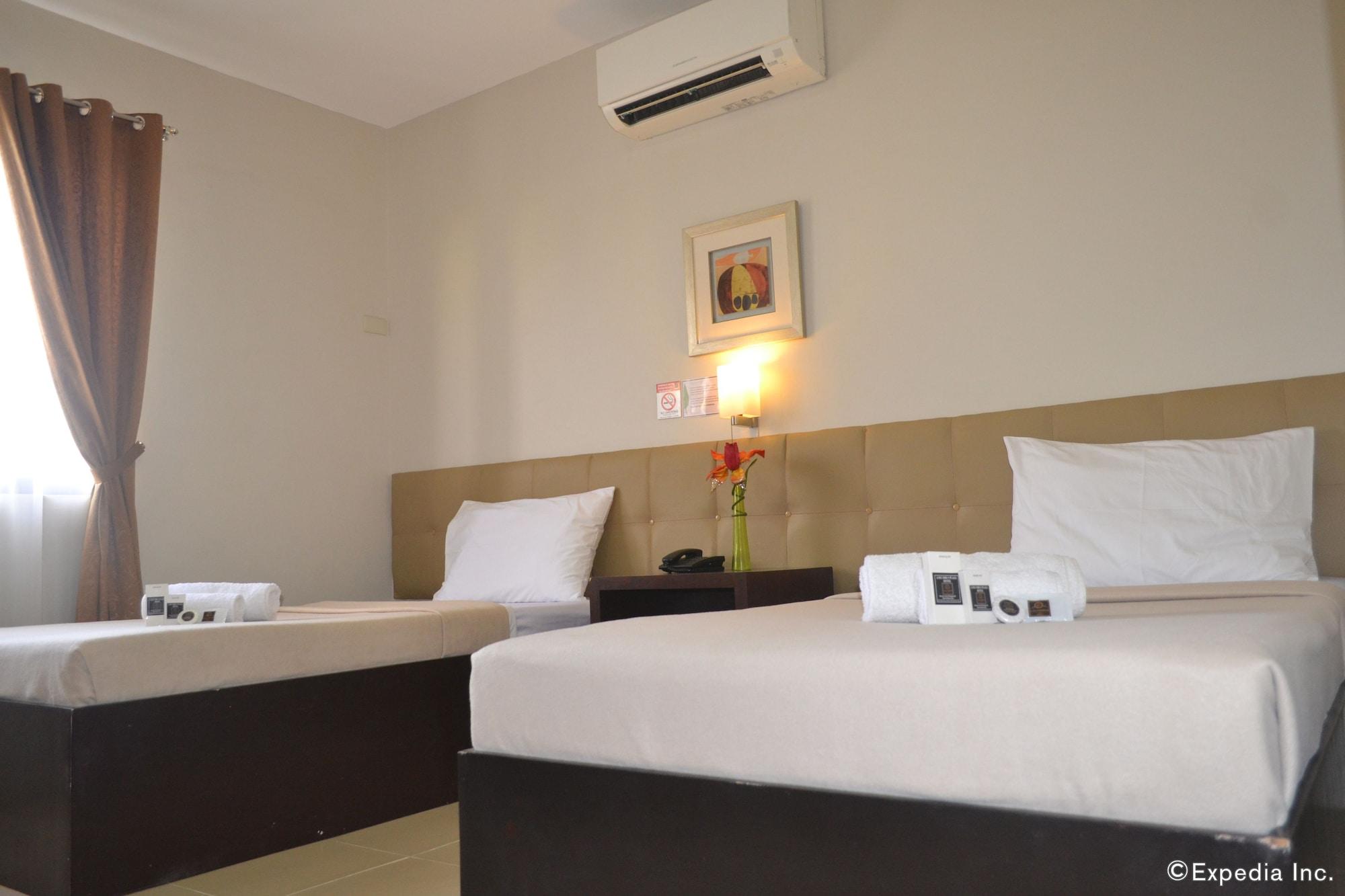 Columbus Plaza Hotel General Santos City Buitenkant foto