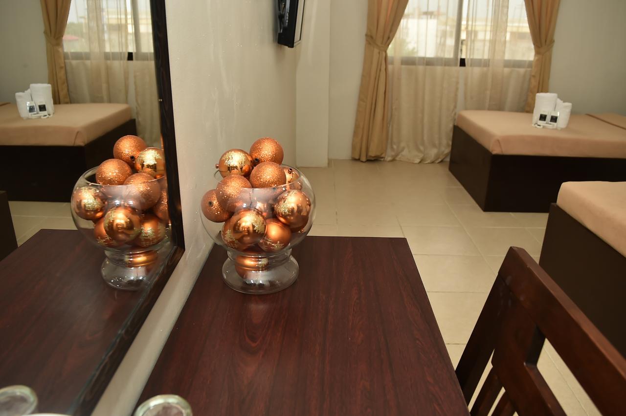 Columbus Plaza Hotel General Santos City Buitenkant foto